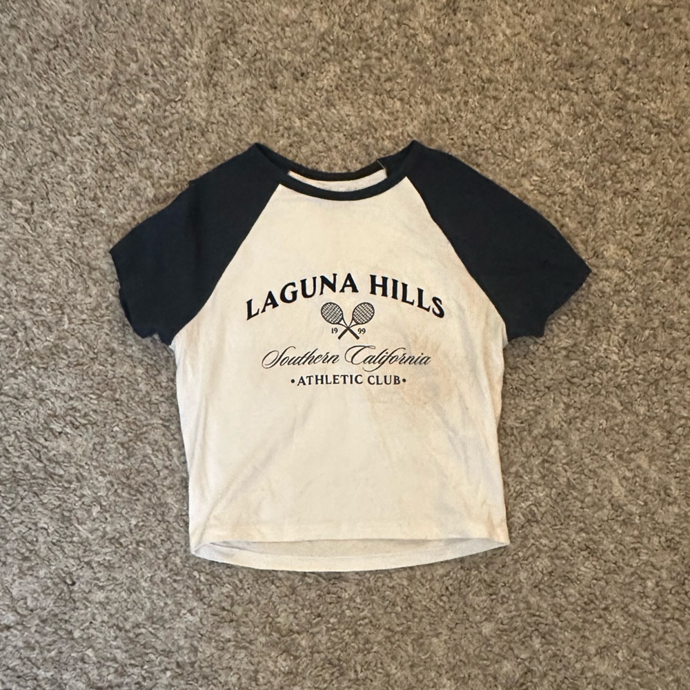 Hollister crop top - size small